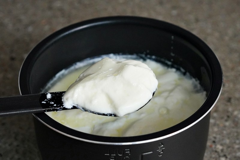 Làm sữa chua Hy Lạp dễ đến bất ngờ bằng nồi cơm điện-3