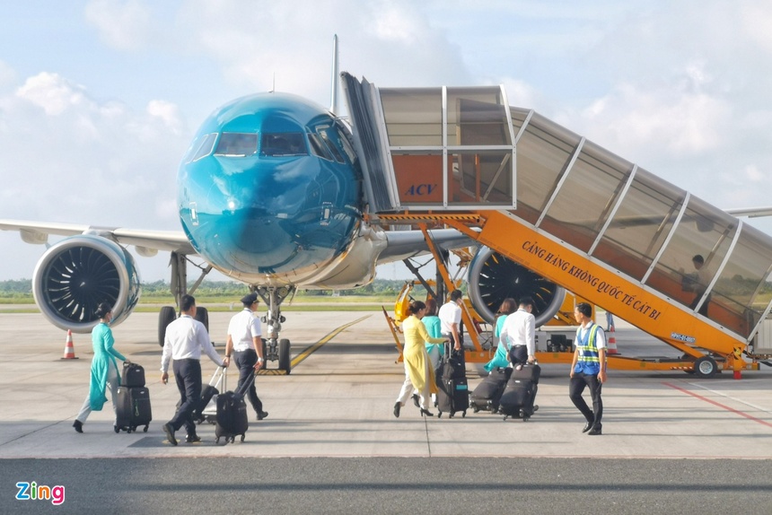 Lãnh đạo Bộ GTVT nói về tình trạng tiếp viên xách hàng lậu-2