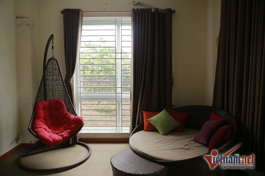 Tuổi 72 của NSND Thanh Hoa bình yên bên ngôi nhà rực rỡ sắc hoa-10