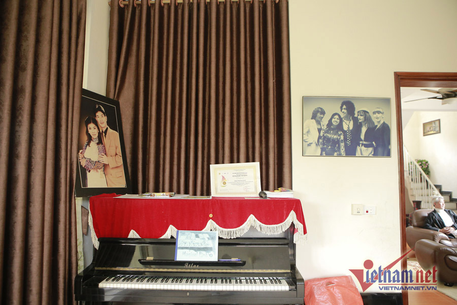 Tuổi 72 của NSND Thanh Hoa bình yên bên ngôi nhà rực rỡ sắc hoa-13