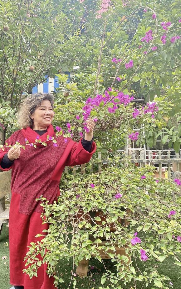 Tuổi 72 của NSND Thanh Hoa bình yên bên ngôi nhà rực rỡ sắc hoa-21