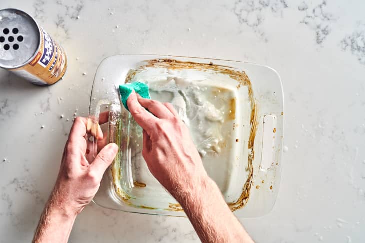 5 phương pháp làm sạch vết dầu mỡ trên đồ thuỷ tinh-2