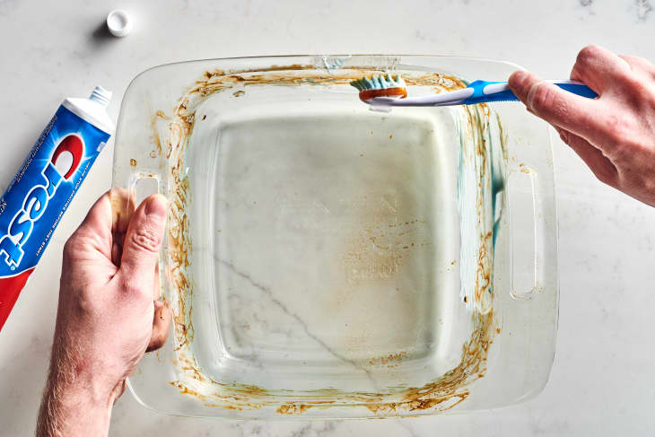 5 phương pháp làm sạch vết dầu mỡ trên đồ thuỷ tinh-3