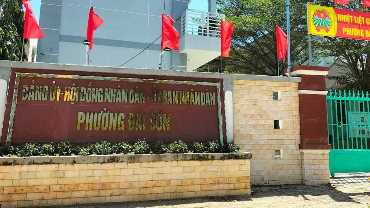 Chồng cô giáo chủ nhiệm dâm ô với học sinh lớp 5-1