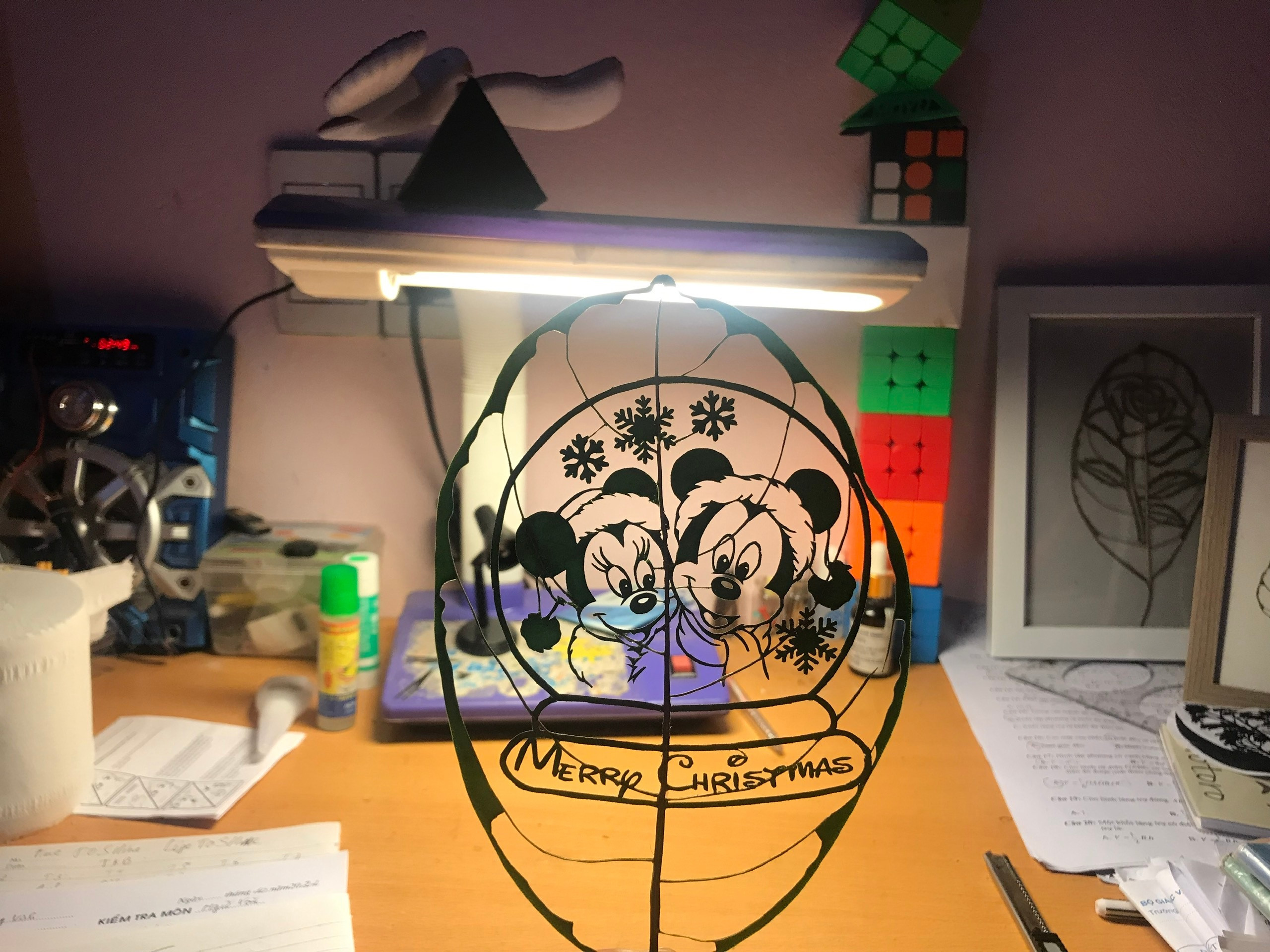 Chàng trai gen Z biến những chiếc lá vô tri thành tác phẩm nghệ thuật-5