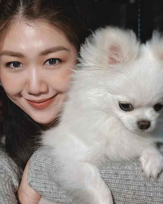 Nữ tiếp viên trưởng của Vietnam Airlines có gia thế hoàng tộc gây bão-6