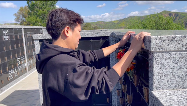 Trường Giang nghẹn ngào nhắc lại một điều khi viếng nghệ sĩ Chí Tài ở Mỹ-1