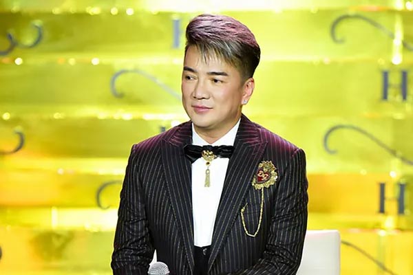 Đàm Vĩnh Hưng tự xưng là vua: Hợm hĩnh và ảo tưởng?-3