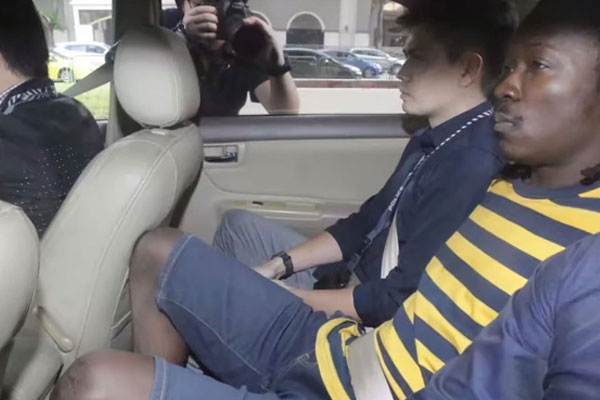 Yêu nhầm kẻ lừa tình, bà lão 70 tuổi lĩnh án tù vì rửa tiền-2