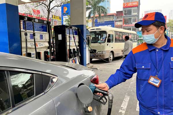 Nóng: Đầu mối, thương nhân có thể được quyết định giá bán lẻ xăng dầu!-1