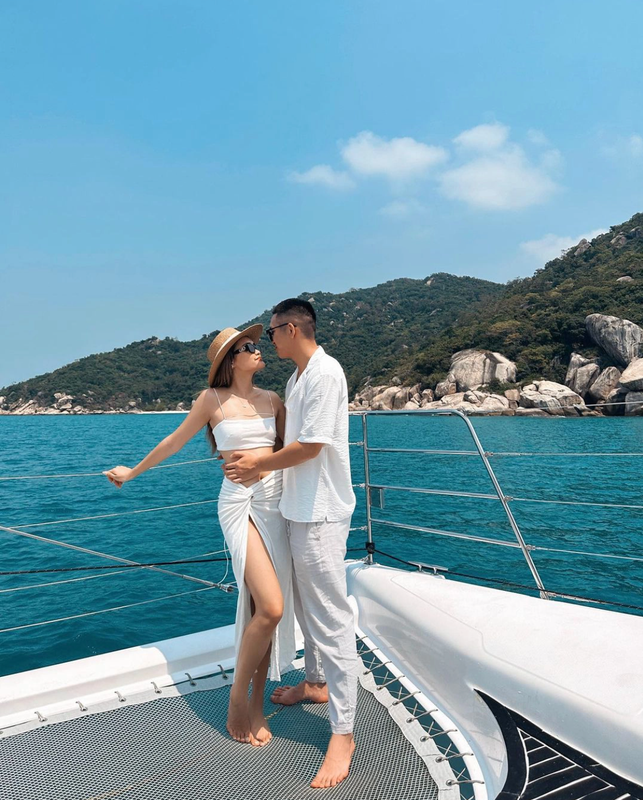 Rich kid Linda Ngô và Phong Đạt làm netizen ngưỡng mộ vì điều này-9