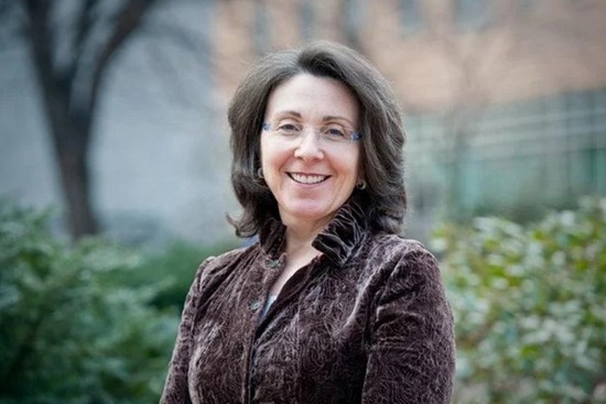 Chuyên gia tâm lý ĐH Harvard chỉ ra 4 nguyên tắc nuôi dạy trẻ phát triển trí tuệ