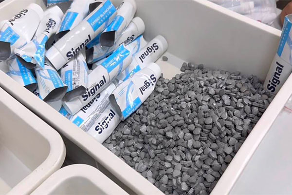 Cảnh giác với dịch vụ đọc trộm tin nhắn trên mạng xã hội-2