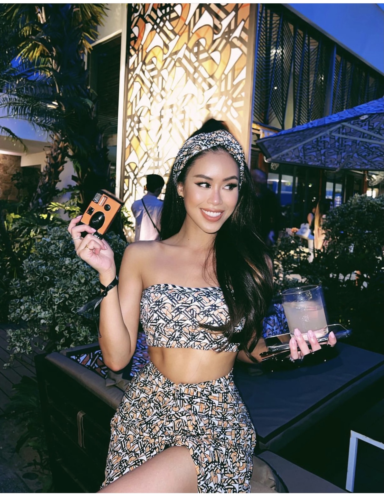 Cuộc sống xa hoa, sang chảnh của đại rich kid Tiên Nguyễn-10