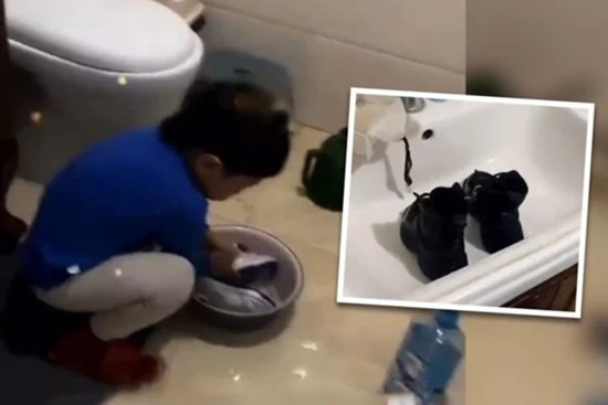 Trở về nhà vào đêm muộn, người mẹ rơi nước mắt khi con trai 5 tuổi làm việc này