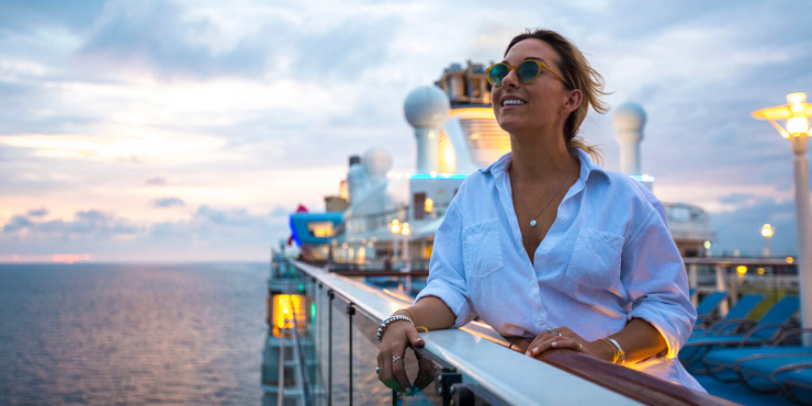 8 mẹo hữu ích giúp bạn tránh bị say sóng trên tàu biển-2