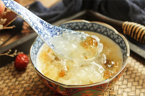 Thêm 3 món chè dưỡng nhan dễ nấu lại cực bổ dưỡng cho làn da căng tràn sức sống