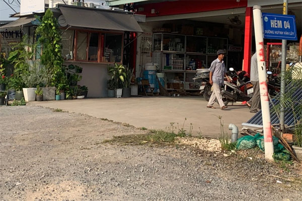 Nhân chứng vụ cô gái bị đánh ghen cắt tóc, lột đồ trên phố: Ớn quá-2