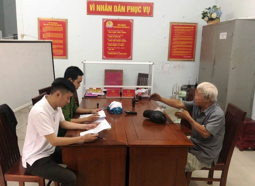 Cụ ông 71 tuổi đánh gãy sống mũi nam thanh niên 19 tuổi-1