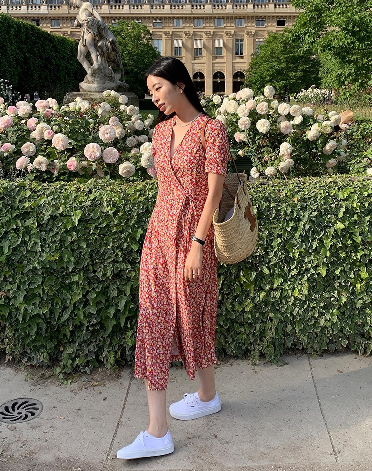 5 công thức diện đồ mùa hè năm nào cũng gây sốt-7