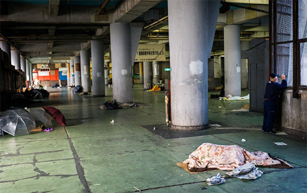 Khu ổ chuột bi thương ở Nhật Bản, nơi người dân đến để bốc hơi khỏi cuộc đời-2