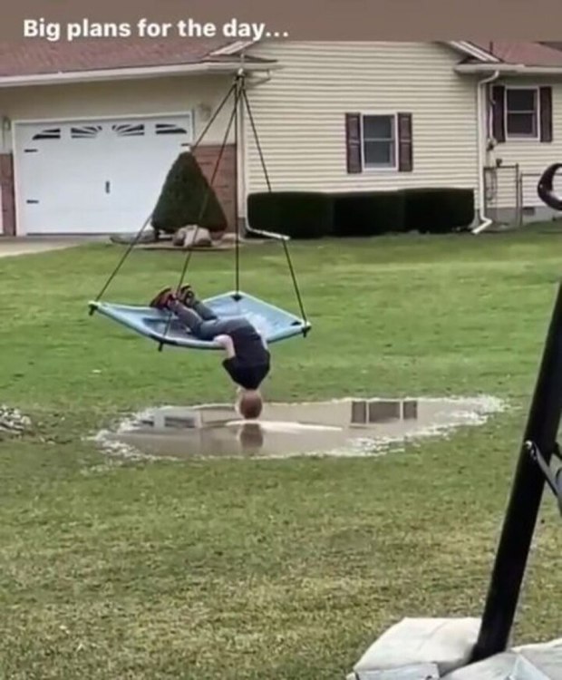 Vừa thương vừa không nhịn được cười với loạt khoảnh khắc xui xẻo của dân tình-2