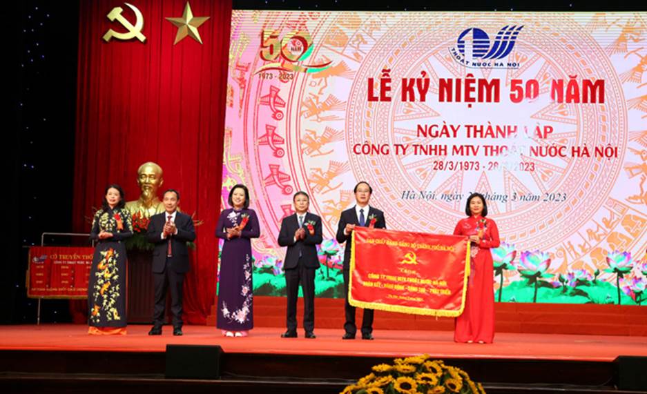 Công ty TNHH MTV Thoát nước Hà Nội: 50 năm trưởng thành và phát triển-5