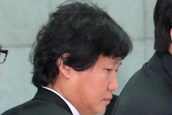 Sao Diệp Vấn gặp tai nạn nghiêm trọng ở phim trường, phải phẫu thuật-6