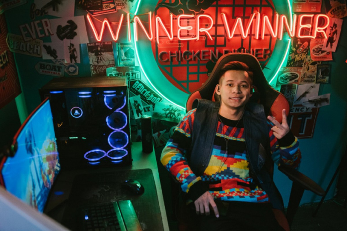 Người thân tiết lộ thu nhập Độ Mixi, đơn vị tính lạ lắm-12