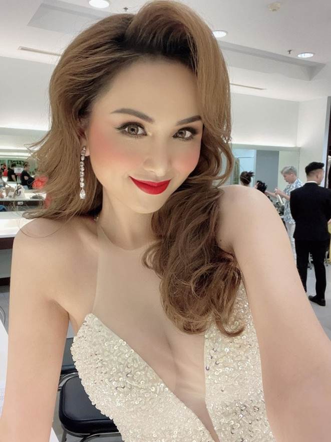 Hoa hậu Việt từng được đề nghị trả 230 tỷ để sinh con, giờ quý tử khôi ngô, được chuẩn bị sẵn 606 viên đá quý cưới vợ-5