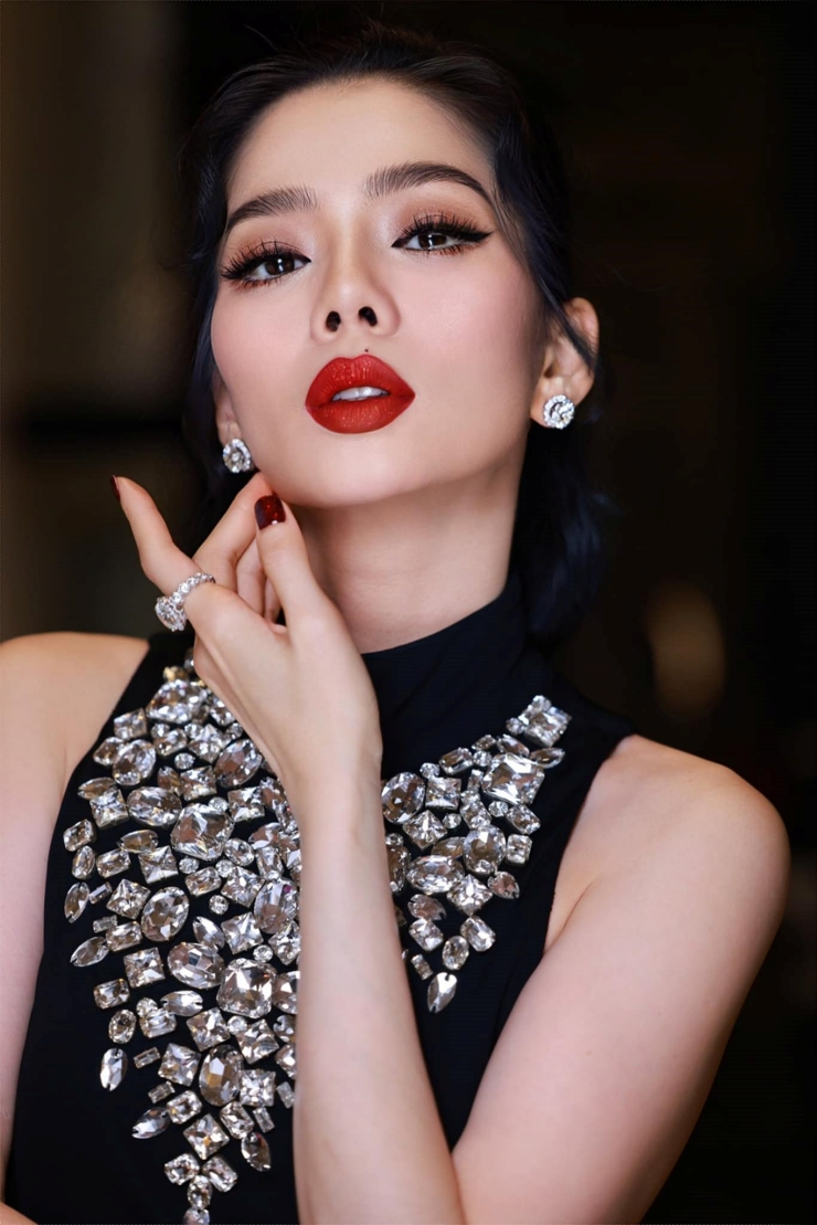 Lệ Quyên khẳng định là nghệ sĩ chân chính nhưng bị xúc phạm vô cớ-1