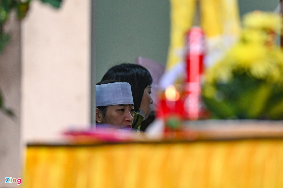 2 đứa trẻ mồ côi cha sau cú tông của tài xế taxi-1