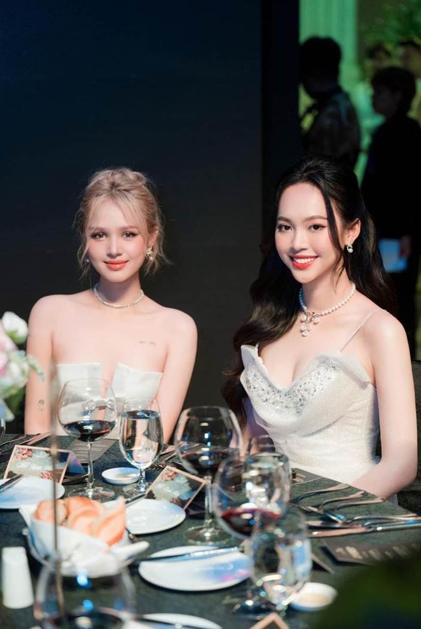 Đu mốt nhuộm lông mày như Hiền Hồ, vợ streamer giàu nhất Việt Nam bay luôn giao diện búp bê sống-3