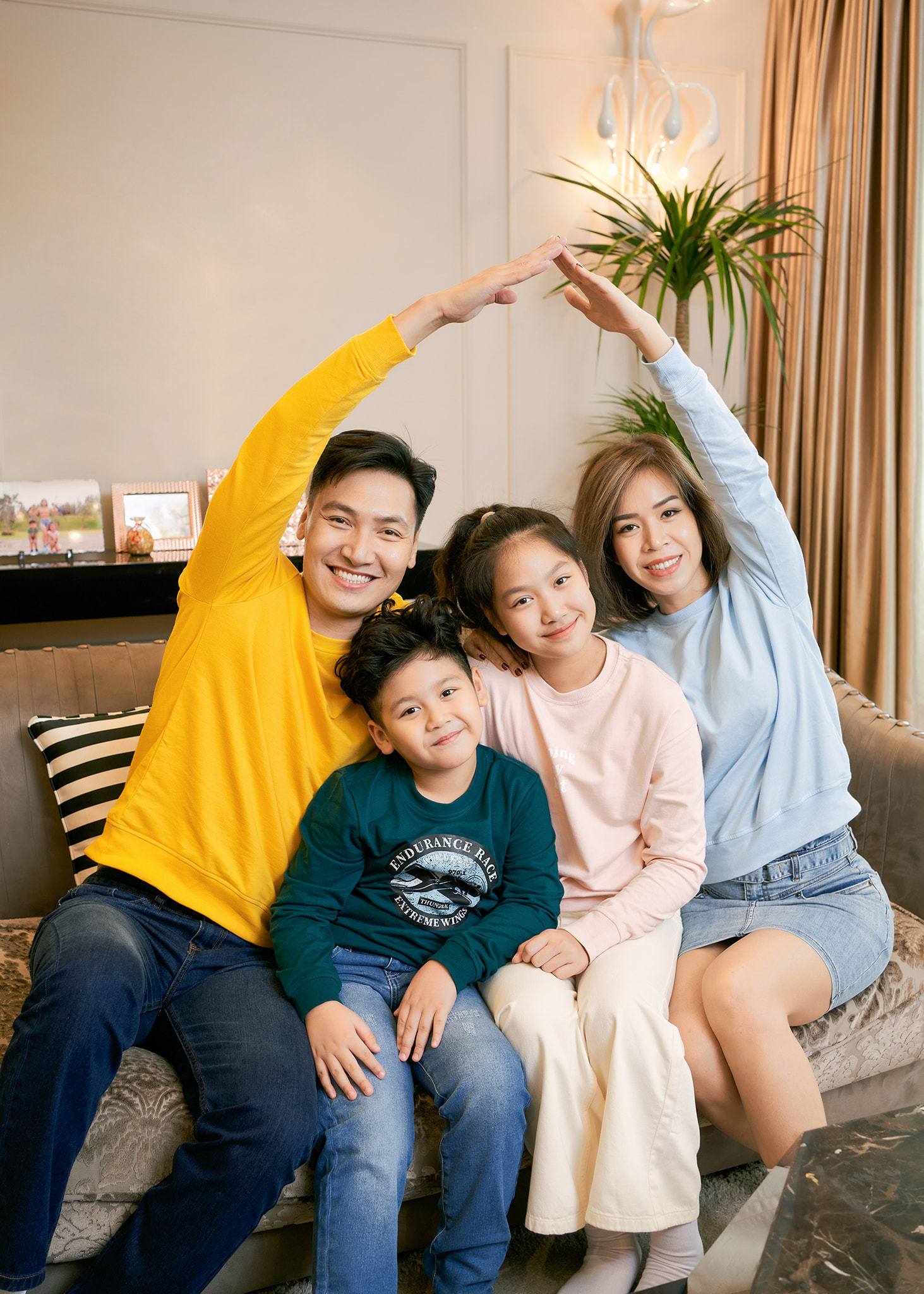 Vợ Mạnh Trường trồng hoa quanh biệt thự rộng lớn, nhìn một góc đã thấy sang-24