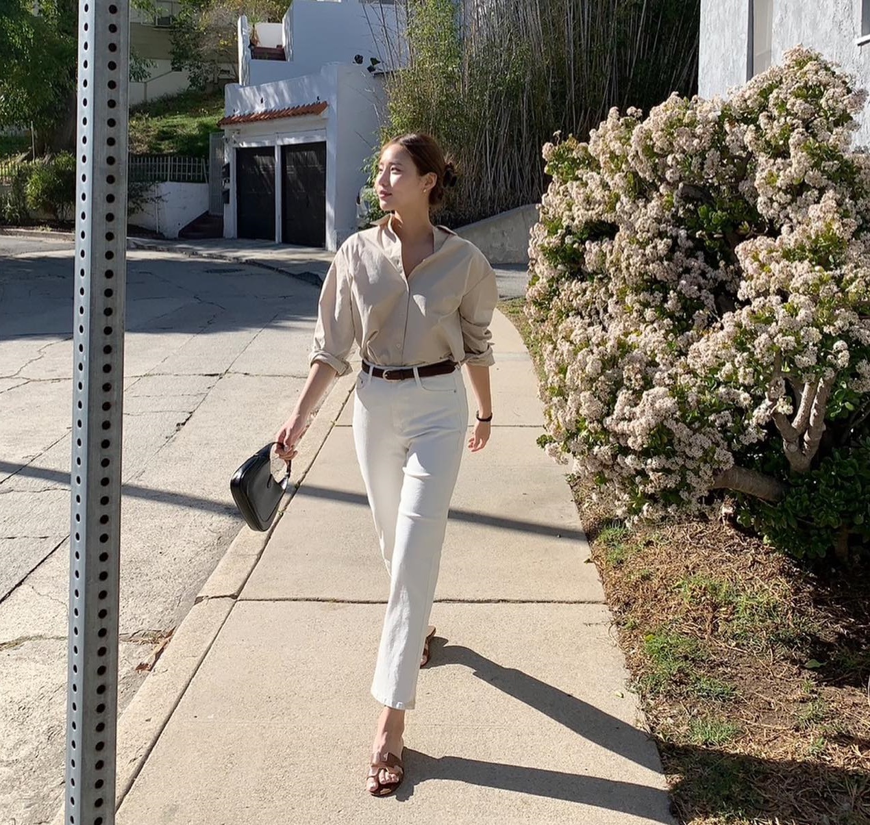 Ghim 10 cách diện quần jeans ống đứng đẹp và siêu tôn dáng-2