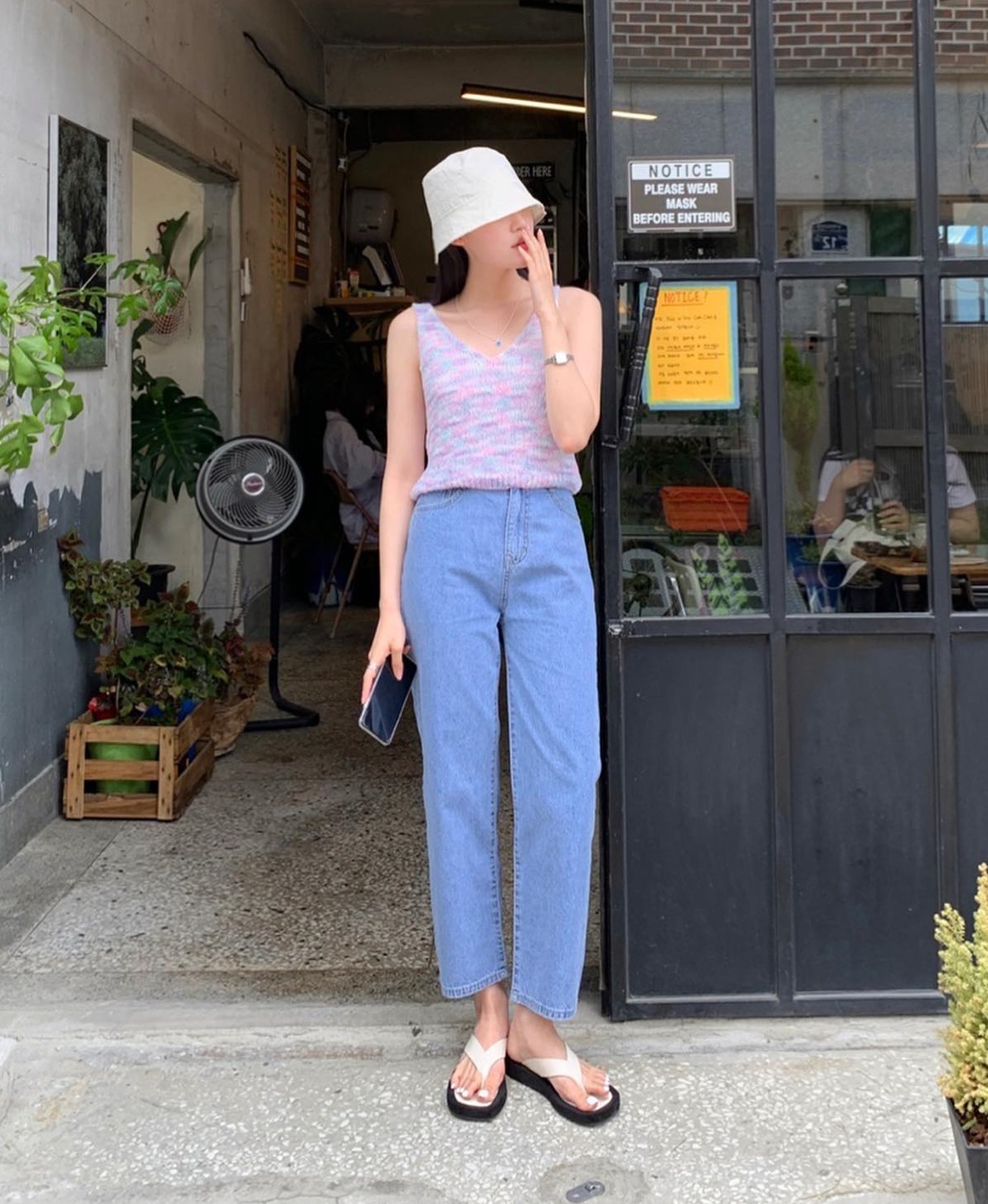 Ghim 10 cách diện quần jeans ống đứng đẹp và siêu tôn dáng-6