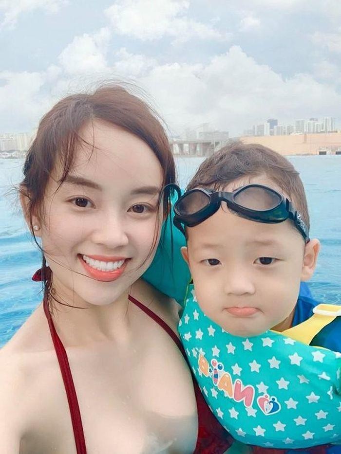 Làm mẹ đơn thân sau chia tay cầu thủ 1m8, Ly Kute tiết lộ 1 chữ tên thật con trai, nghe đã thấy ý nghĩa vô cùng-4