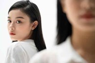 Con gái thổ lộ người thầm thích, tôi hoảng hốt khi biết danh tính đối phương