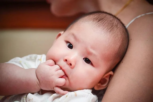 5 hành vi tưởng thương mà gây hại, có thể khiến trẻ mất khả năng tự lập, não kém phát triển-2