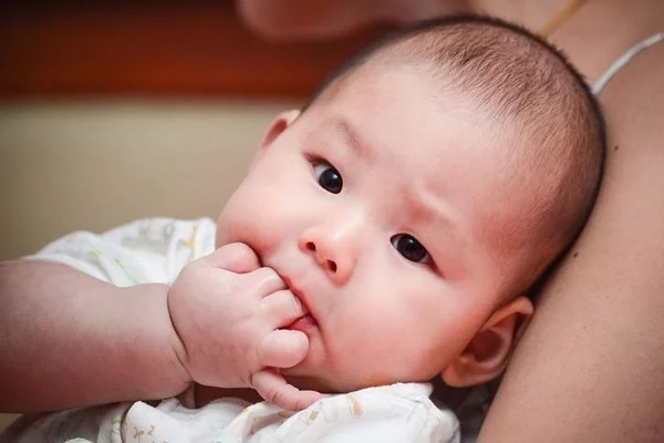 5 khoảnh khắc cha mẹ thờ ơ với con còn tàn nhẫn hơn cả la mắng-4