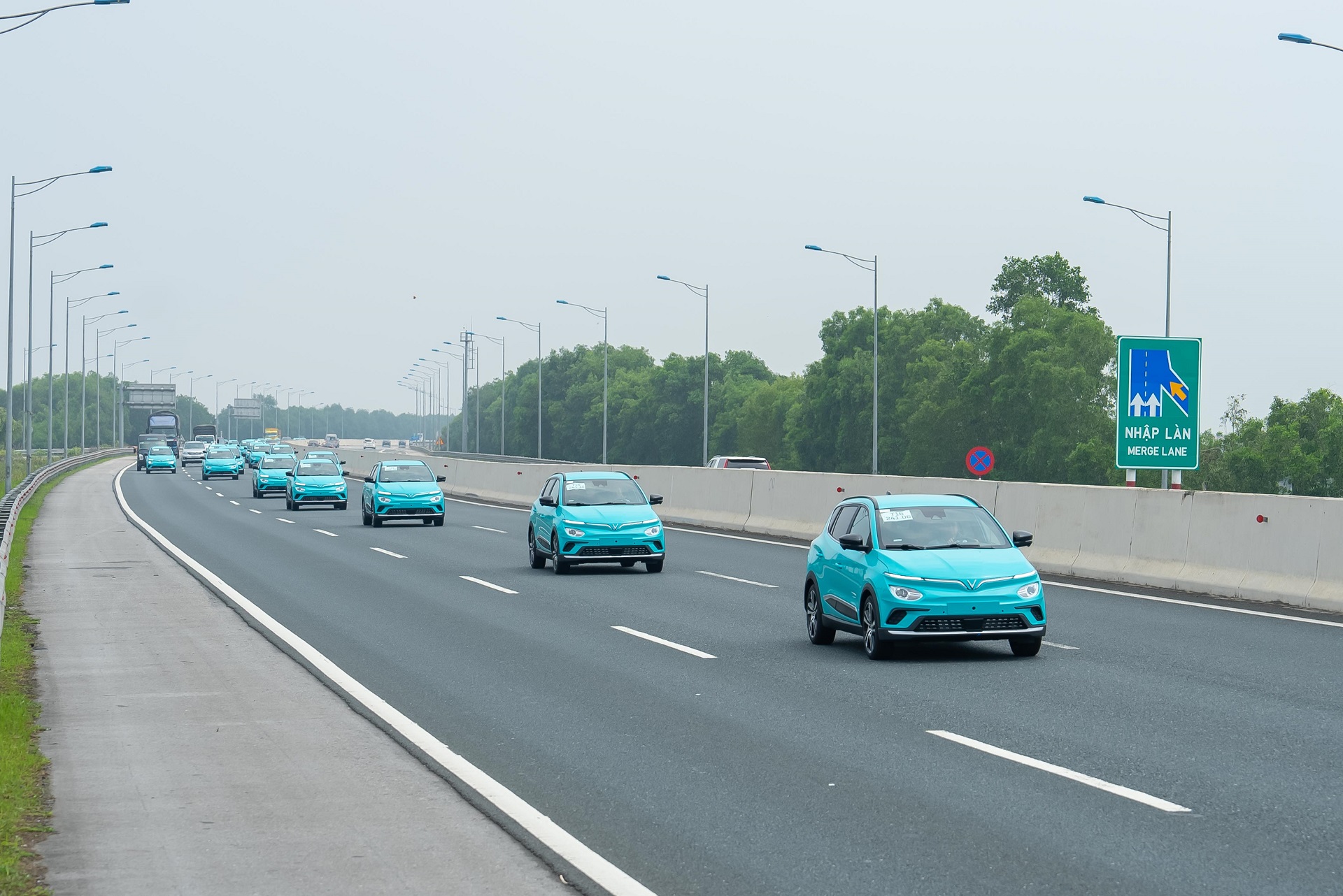 Màu xanh đặc biệt của hãng Taxi Xanh SM-8