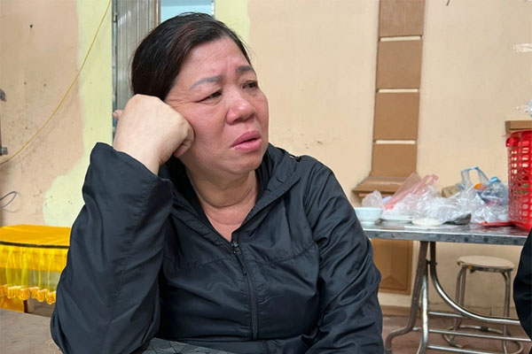 Vợ tài xế tử vong trong vụ lật xe dưa ở Phú Yên: Anh về sớm hơn nhưng đau lắm-6