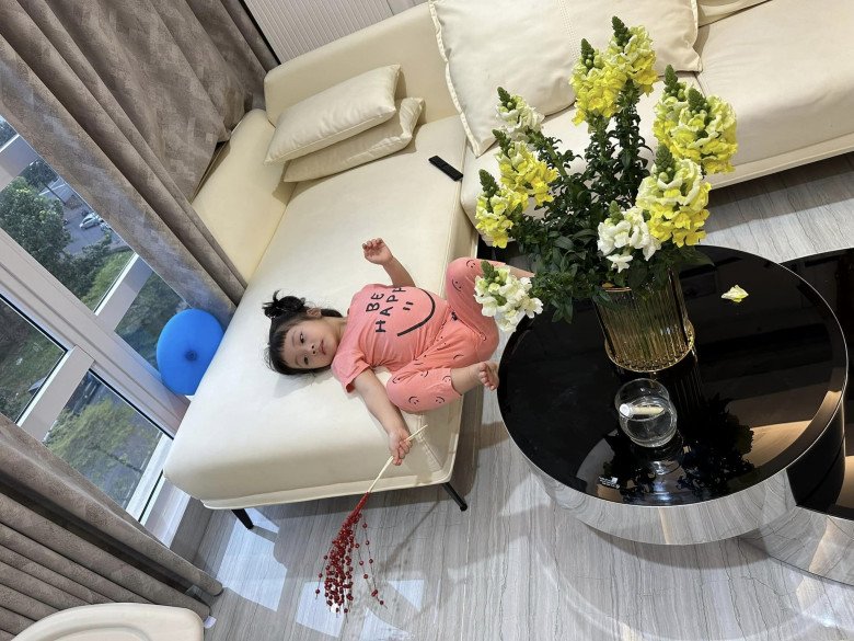 Từng u uất khi sinh con, nữ ca sĩ liên tục đổi xe và tậu nhà 6 tỷ sau khi ly hôn chồng Hàn-6