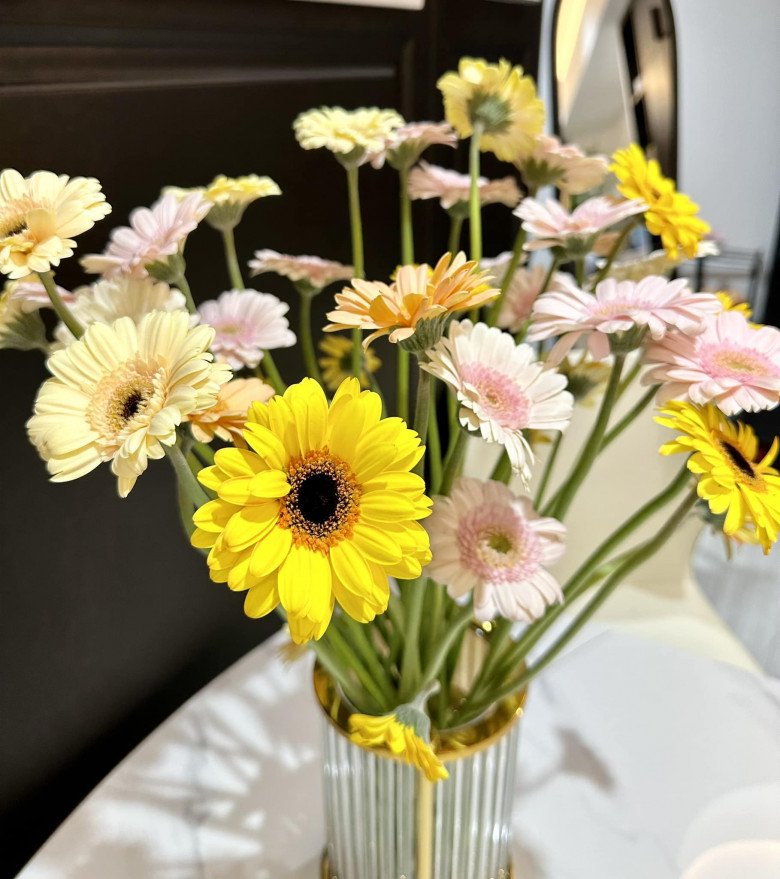 Từng u uất khi sinh con, nữ ca sĩ liên tục đổi xe và tậu nhà 6 tỷ sau khi ly hôn chồng Hàn-13