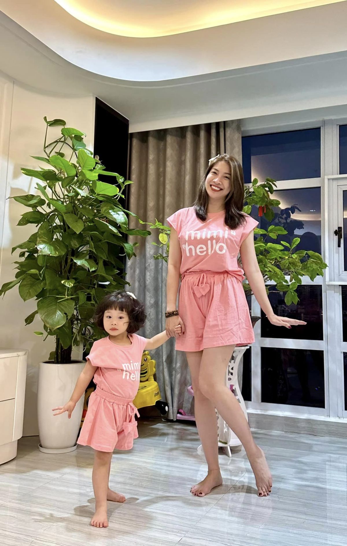 Từng u uất khi sinh con, nữ ca sĩ liên tục đổi xe và tậu nhà 6 tỷ sau khi ly hôn chồng Hàn-26