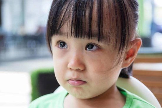 Cách giúp cha mẹ chuyển bại thành thắng khi đặt ra quy tắc mà trẻ không nghe lời