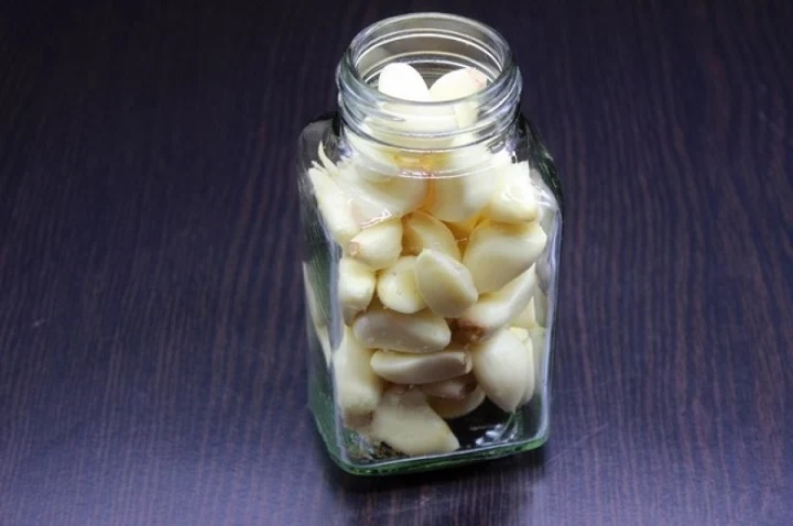 Bí quyết bảo quản tỏi để nhiều tháng không hỏng-2