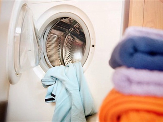 Nhiều người thắc mắc: Giặt xong nên đóng hay mở nắp máy giặt?-2