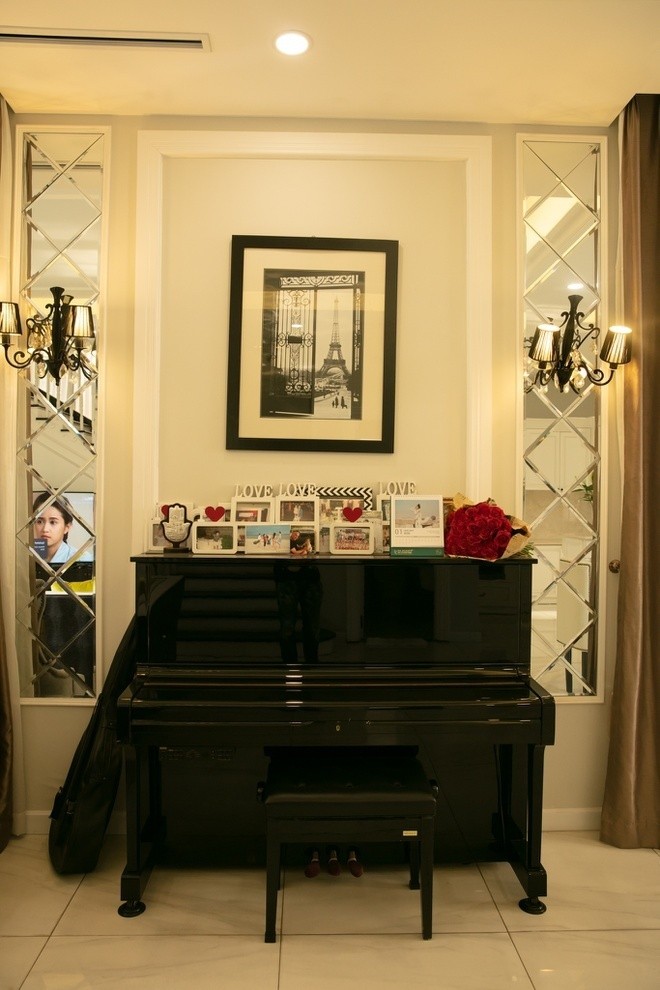 Cô thủ môn tội nghiệp sống viên mãn trong biệt thự 800 m2 phong cách Châu Âu-6