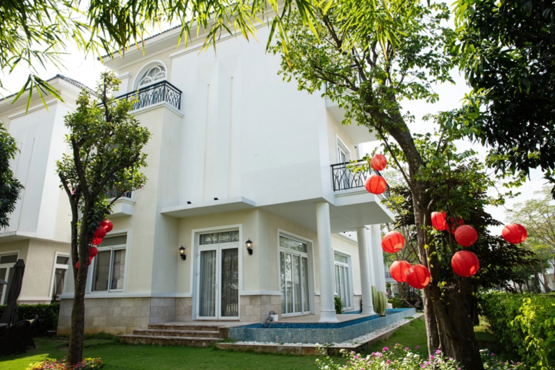 Cô thủ môn tội nghiệp sống viên mãn trong biệt thự 800 m2 phong cách Châu Âu-7